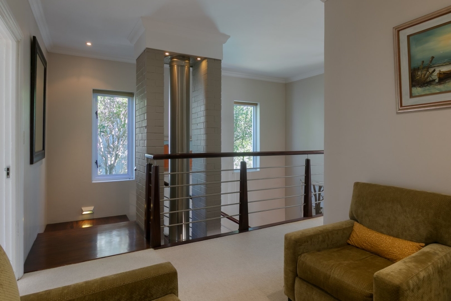 6 Bedroom Property for Sale in Thesen Islands Western Cape